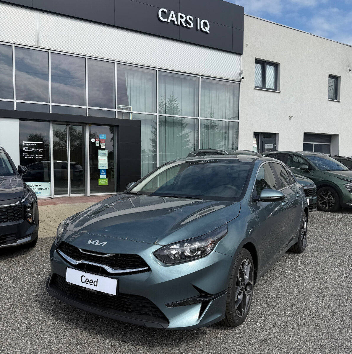 Ceed 1,5 T-GDi M6 GOLD+GOLD PACK MY25 - 2