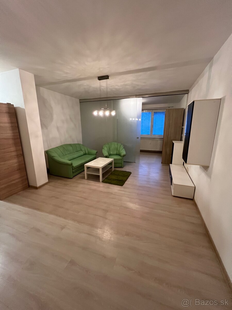 Predáme jednoizbový byt Dolný Kubín - 2