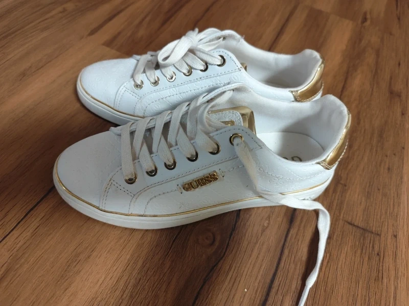 Elegantné tenisky GUESS - 2