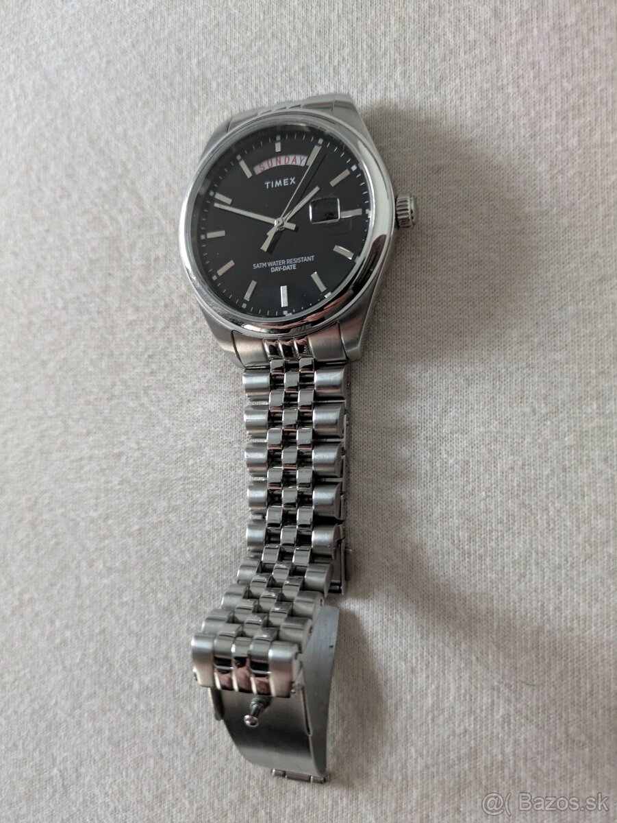 Timex Legacy Day and Date - 2