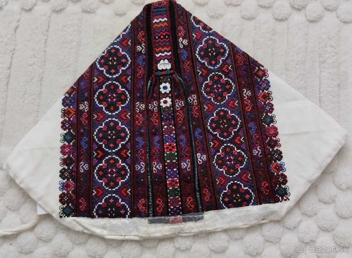 Kapka kroj Polomka - 2