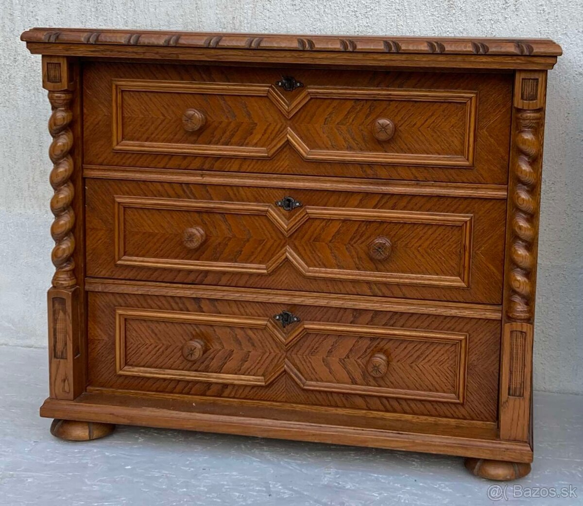 Komody Kolonial - KOM10 - 2