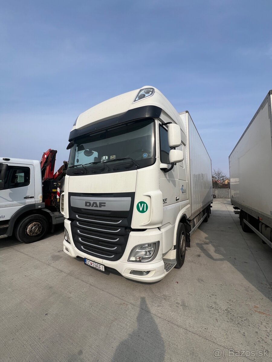 DAF XF 460 skriňa - 2
