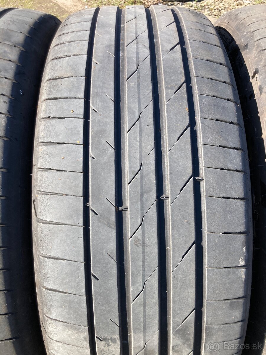 Hankook letné 235/45R20 - 4ks - 2