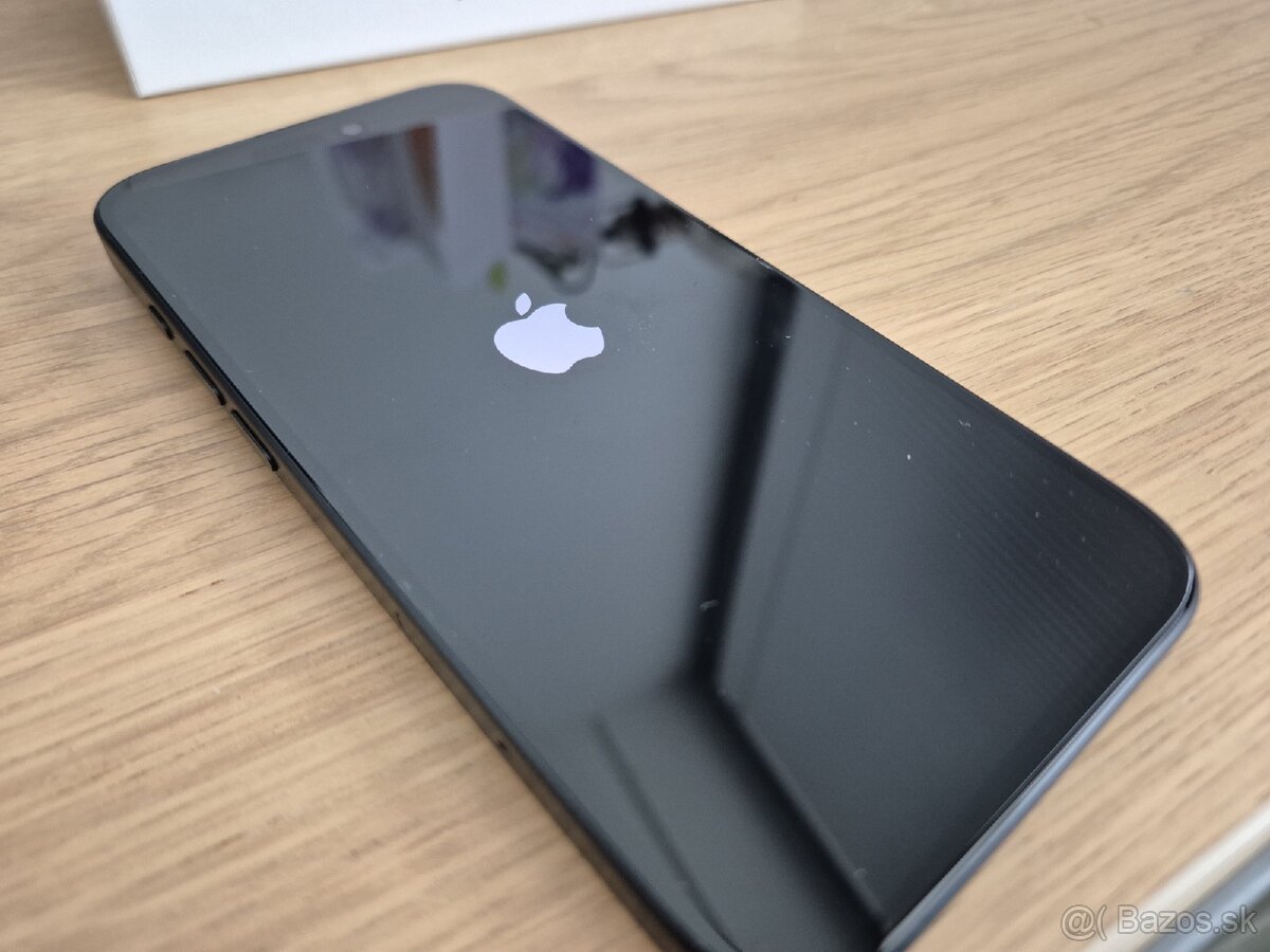 iPhone 16 128 GB čierny - 2
