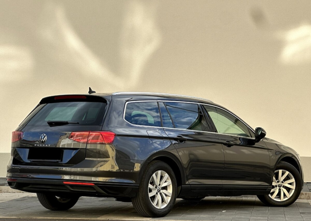 Volkswagen Passat Variant (Combi) 2021 - 2