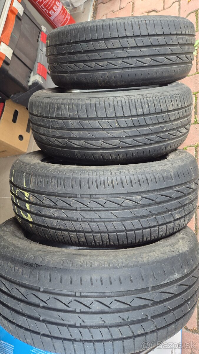 Pneumatiky 215/55 R16 - 2