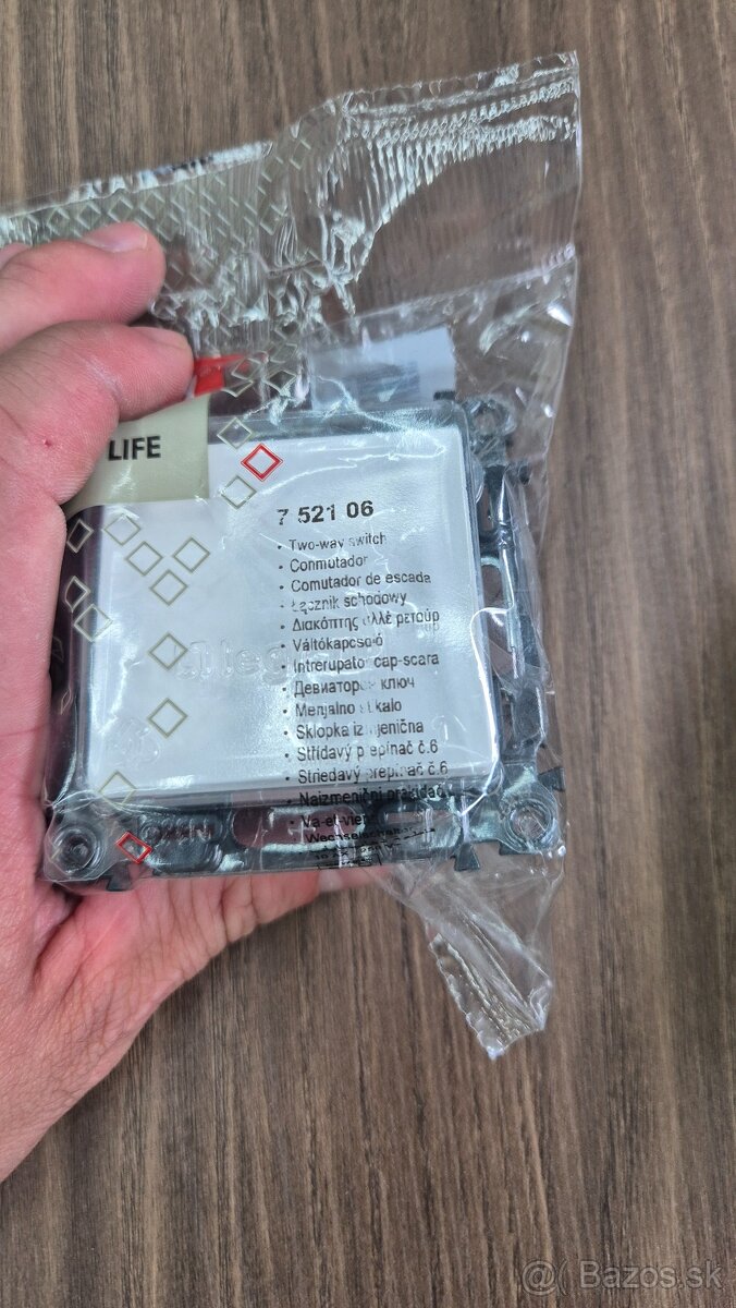 Legrand Valena Life - 2