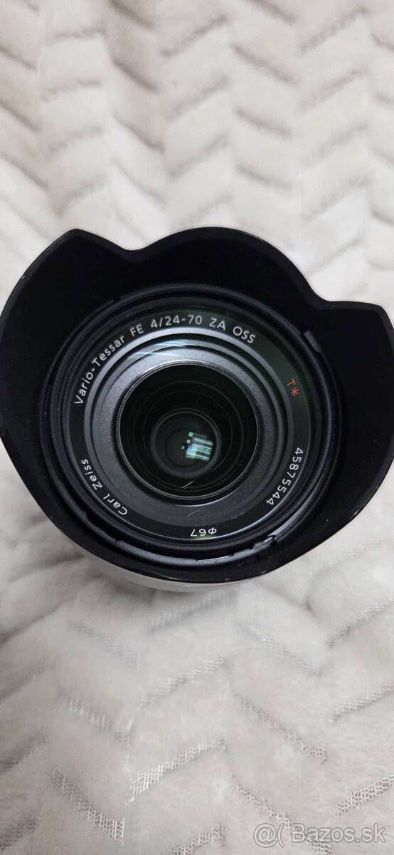 Sony 24–70 mm f/4 - 2