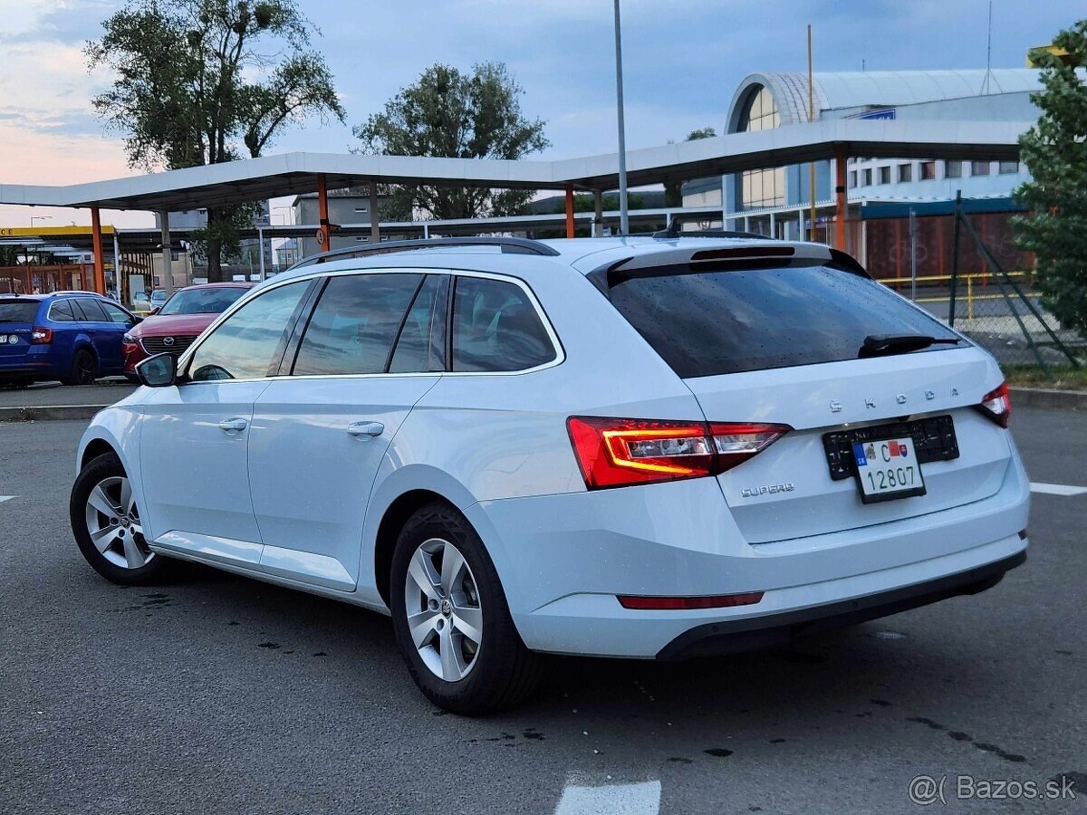 Škoda Superb Combi 2.0 TDI DSG Virtual Cockpit - 2