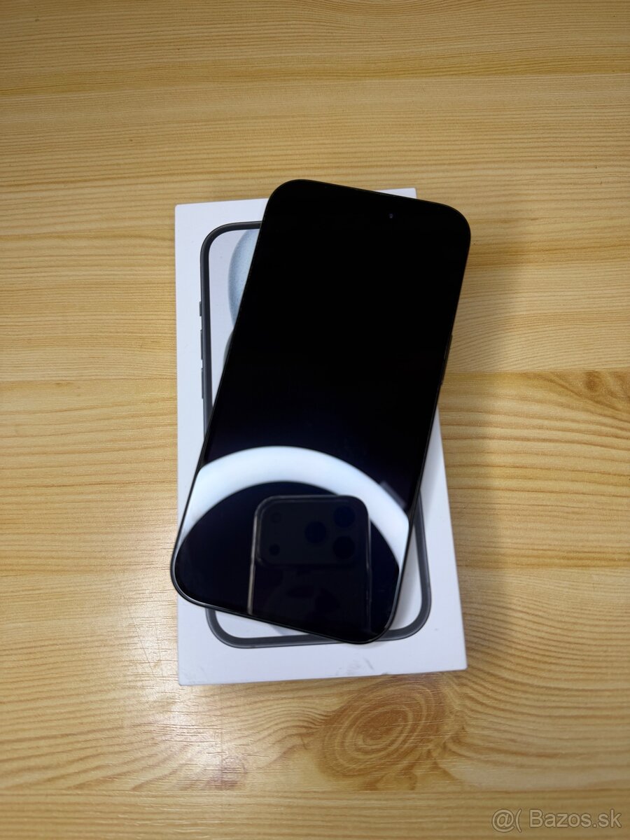 iPhone 15, TOP stav - 2