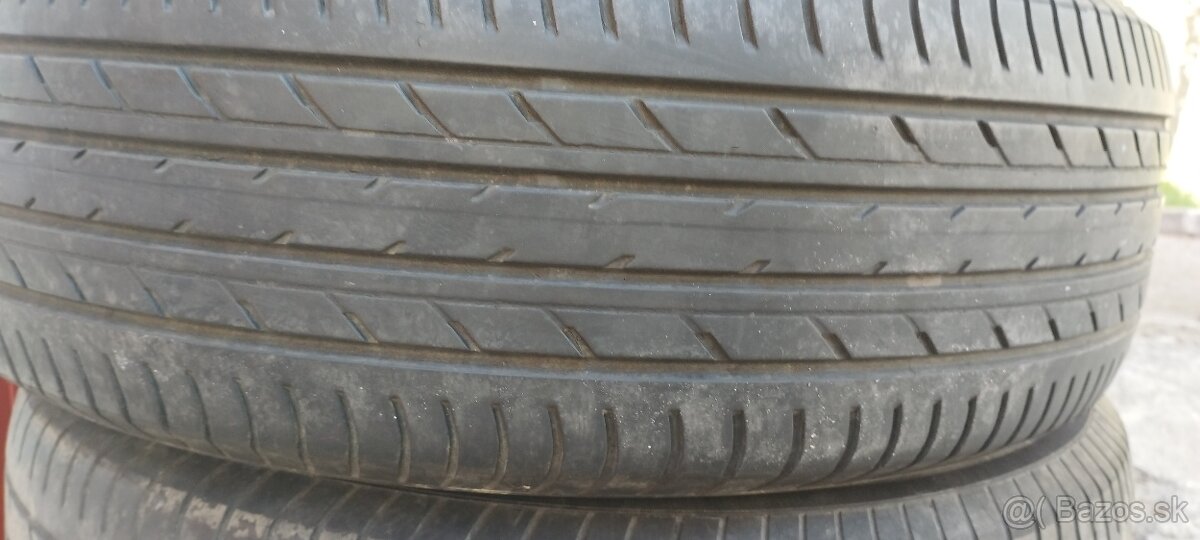 225/65 R17 letné Yokohama - 2
