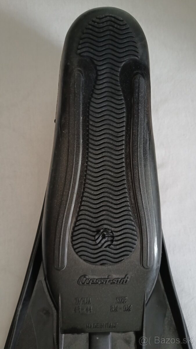 plutvy CRESSI pro star 43-44 - 2