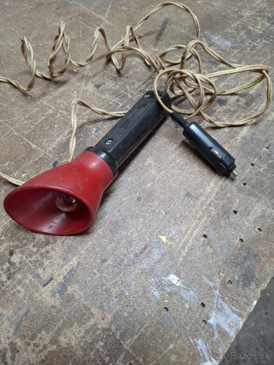 Montážna auto lampa - 2