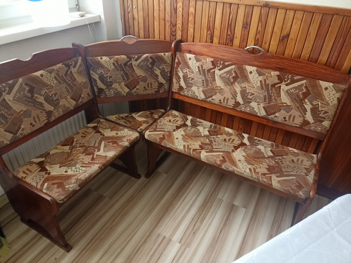 rohova lavica stôl stoličky - 2