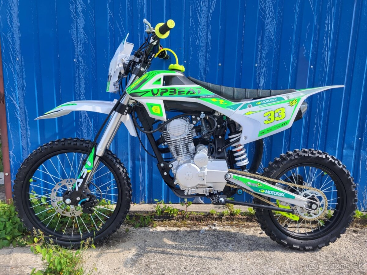 Pitbike 250cc UPBEAT 19/16"