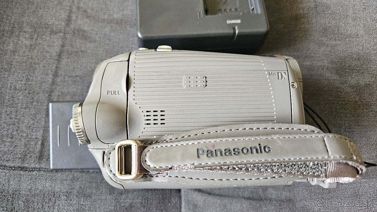 Kvalitná 3CCD digitálna kamera PANASONIC - 2