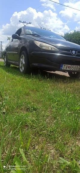 Peugeot 206 na náhradné diely v celku. - 2