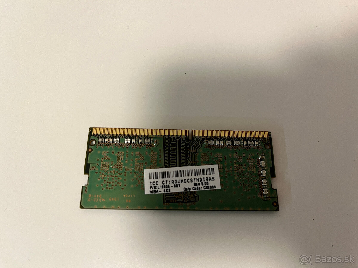 SO-DIMM 4GB DDR4 RAM pre notebook - 2