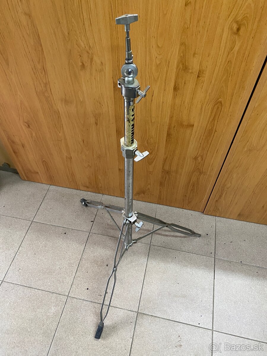 Stojan na cinely - 2