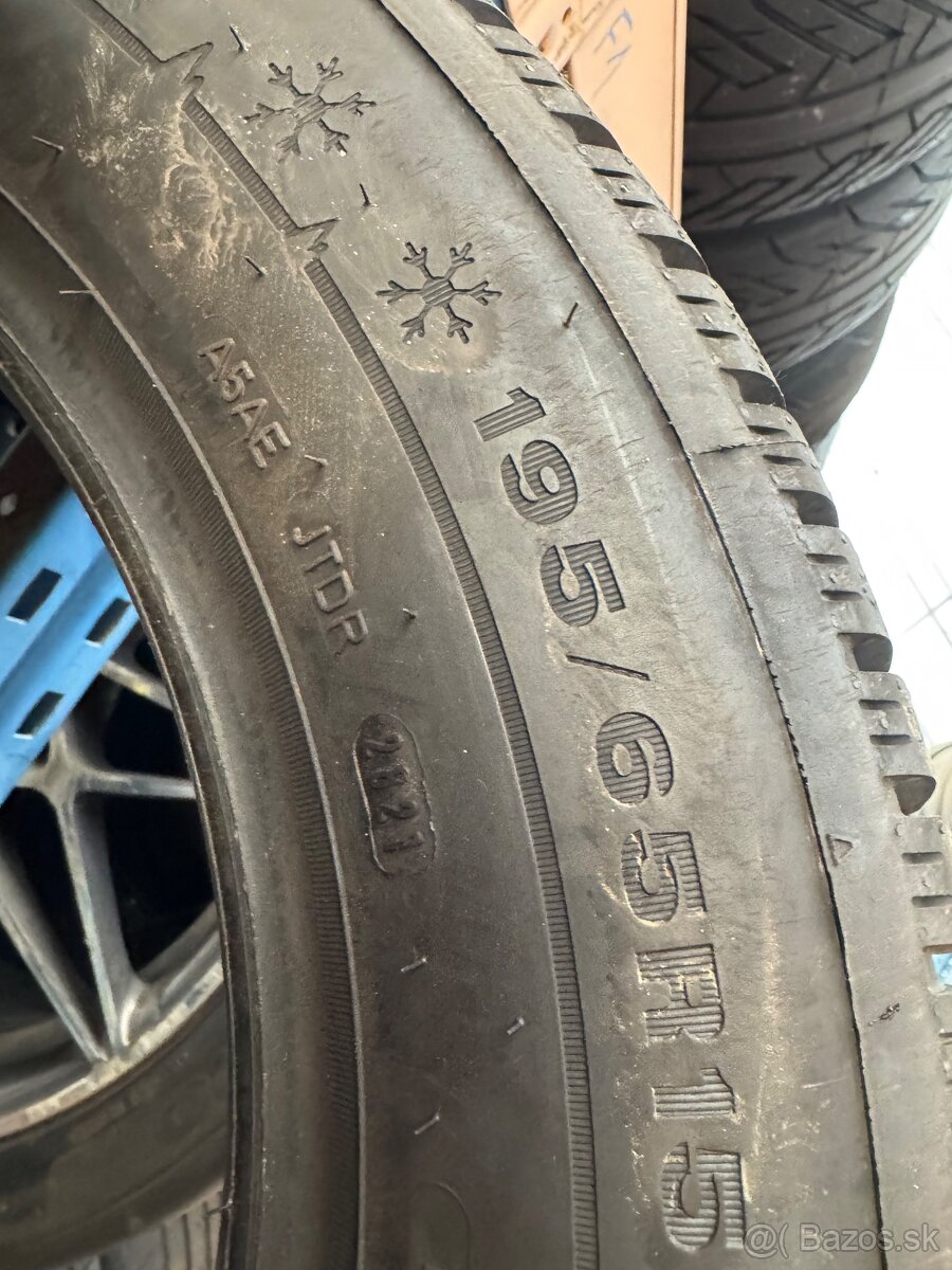 Dunlop 195/65 R15 zimne - 2