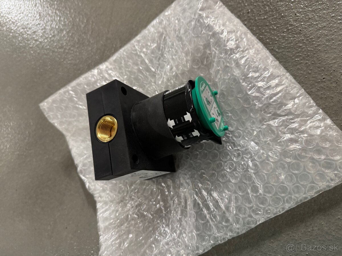 Základné teleso Hansgrohe iBox 24573180 - 2