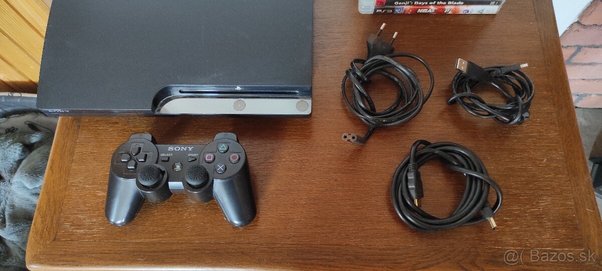 Playstation 3 slim+hry - 2