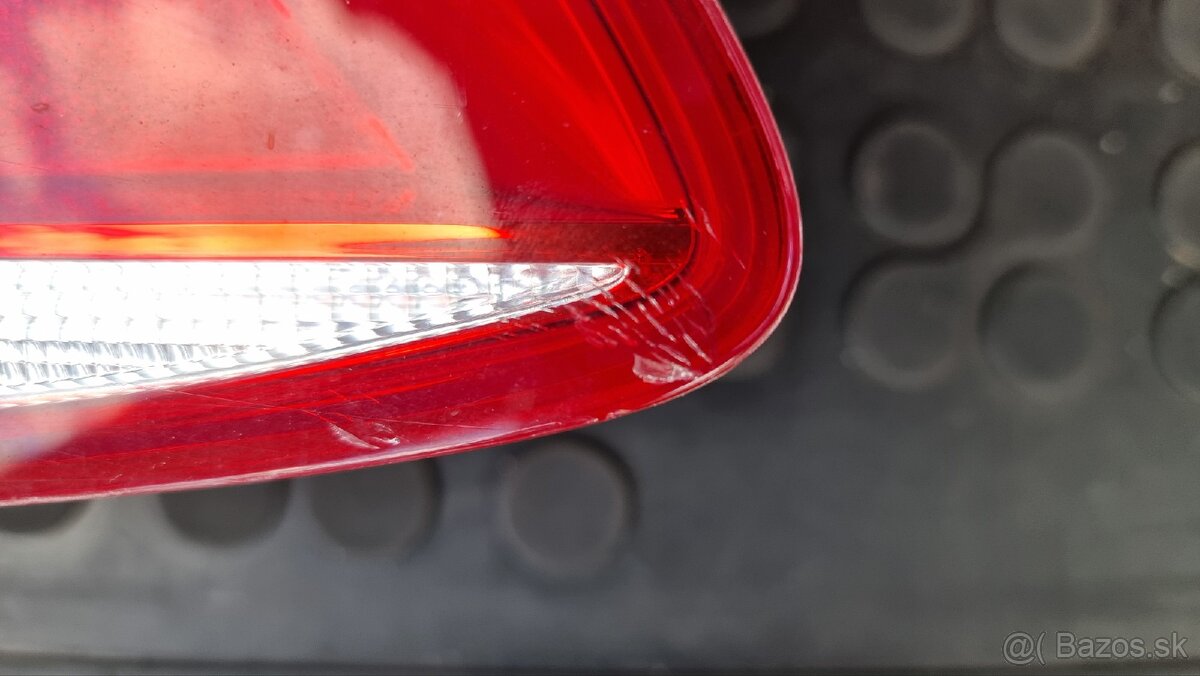 Zadné svetlá VW Passat B7 - 2