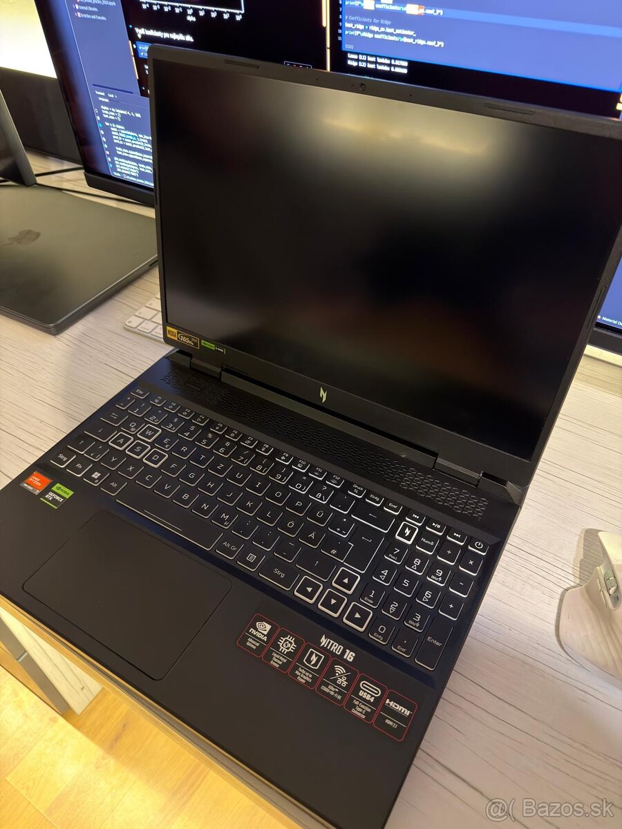 Acer Nitro 16 obsidian rtx 4070 - 2