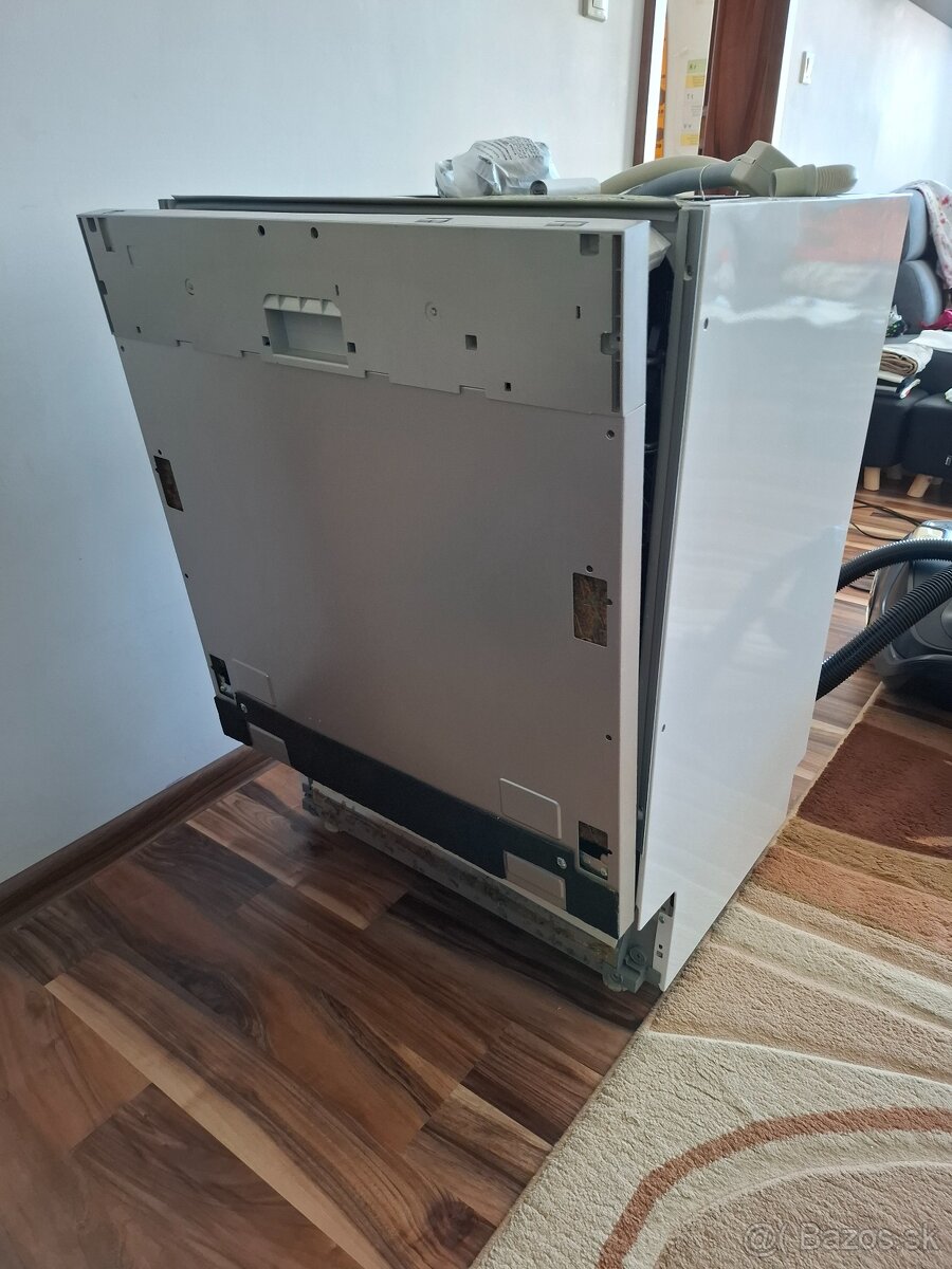 Umývačka riadu Beko - 2
