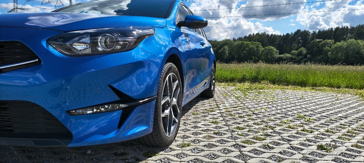 KIA-ceed SW 2023 1,5 tgd 117,5kw - 2