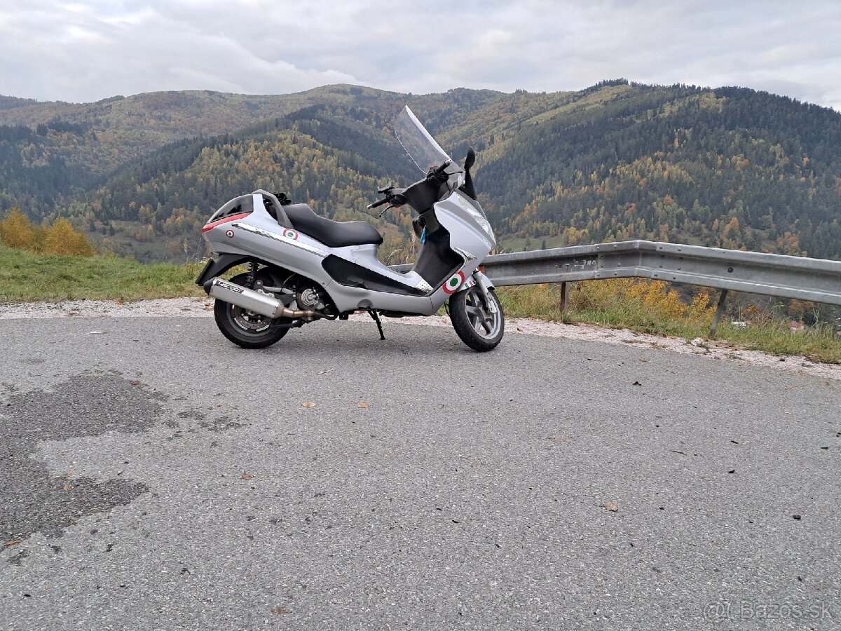 Piaggio x8 125cm 11kw - 2