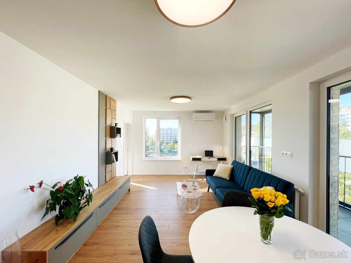 2 izb. byt s balkónom, pivnicou a park. miestom - BA Rača - 2