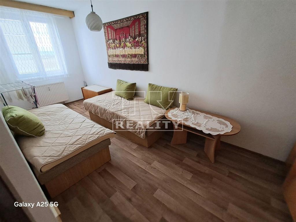 IBA U NÁS 2-IZBOVÝ BYT v obľúbenej lokalite PIEŠŤAN o... - 2