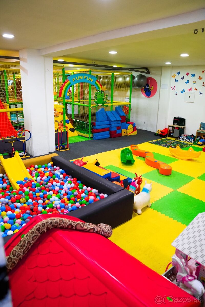 Detské interierové ihrisko s kaviarňou v Topoľčanoch - 2