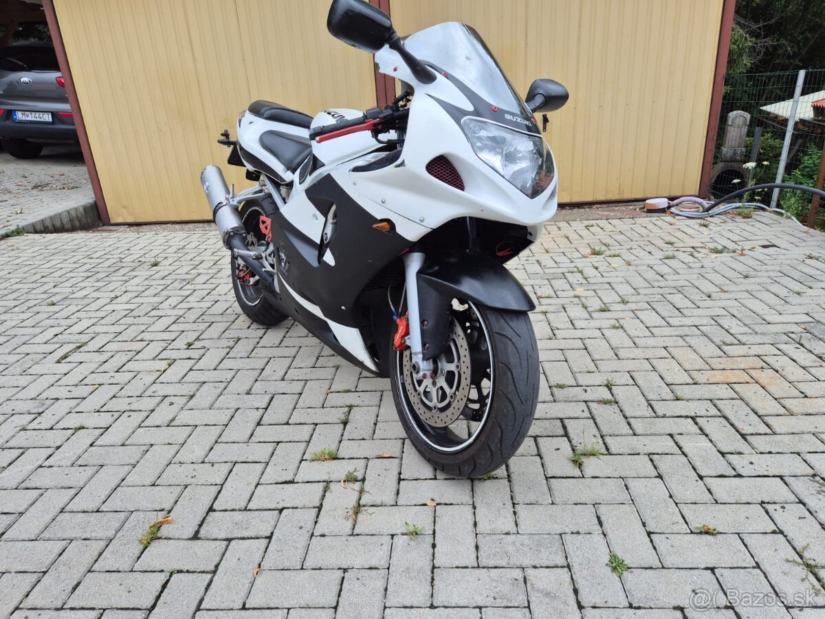 Na predaj SUZUKI GSX600R 82kW - 2