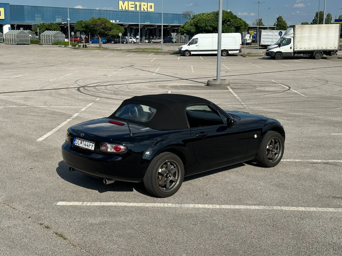 Mazda mx5 NC - 2