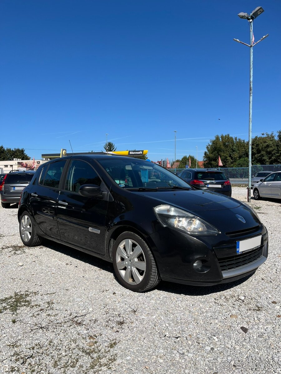 Renault Clio 1.5 dCi, 2011, 65 kW, Nová STK - 2