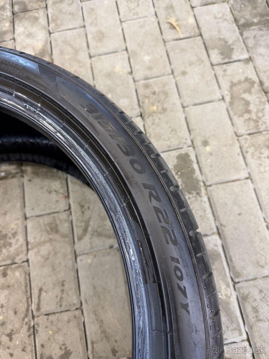 Letné Pirelli P-ZERO (PZ4) R22 na BMW - 2