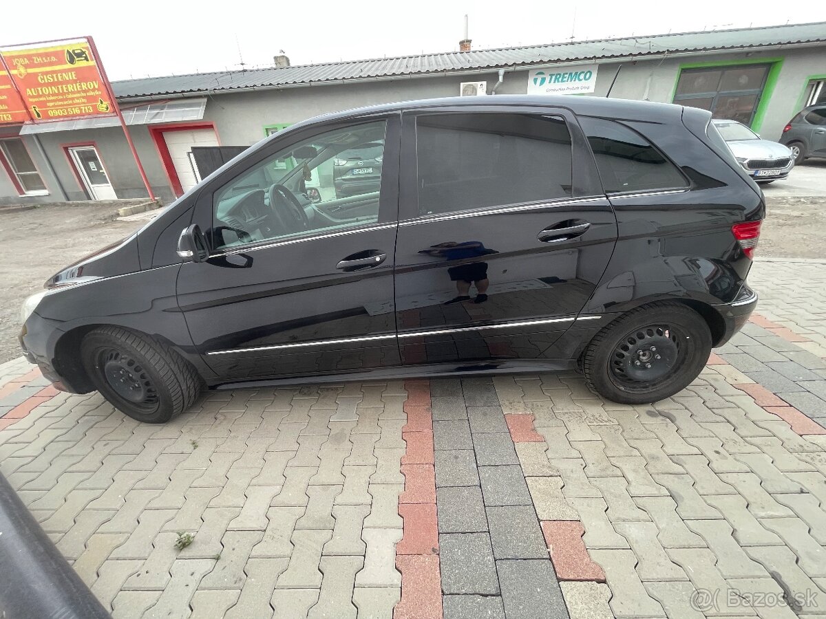 Mercedes-Benz Klasa B-180 CDI - 2