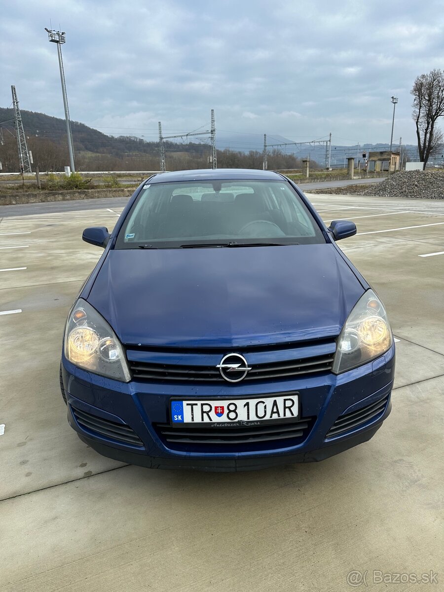Opel Astra H - 2