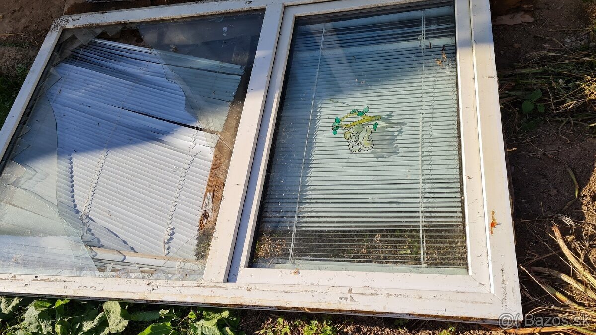 Predám plastové okno D201 x V137cm - 2