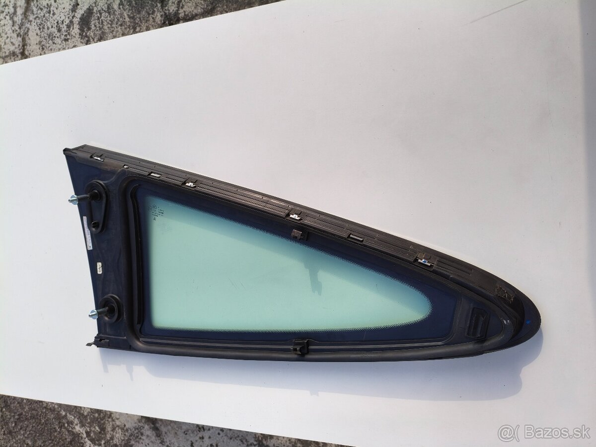 Porsche 911 bočné sklo - 2