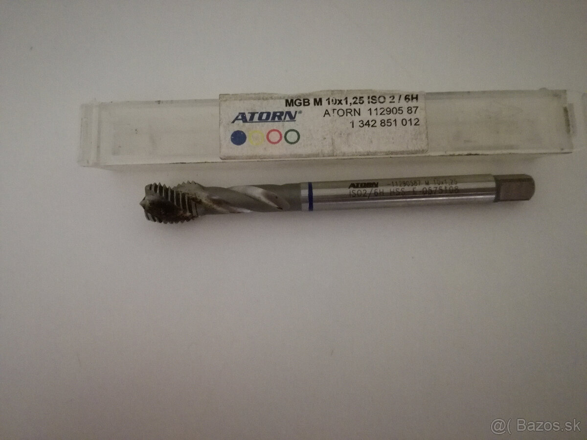 STROJNÝ ZÁVITNÍK KOBALTOVÝ - 2