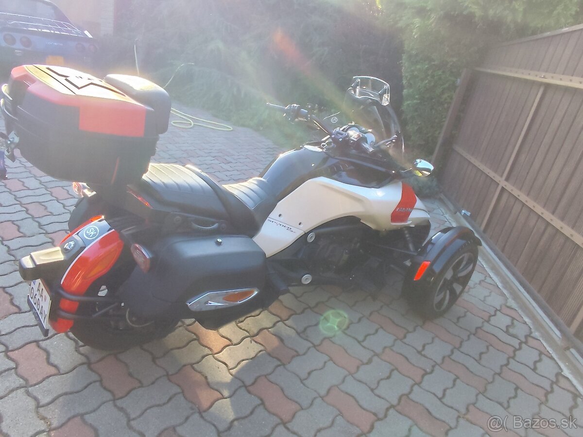 Predám Can Am Spyder F3 - 2