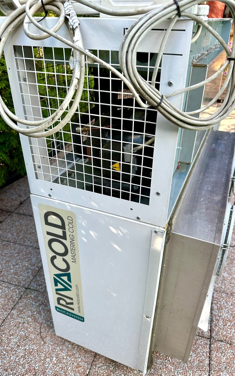 Rivacold-stropná klima.,reflektory,zásobník vzduchu Festo - 2