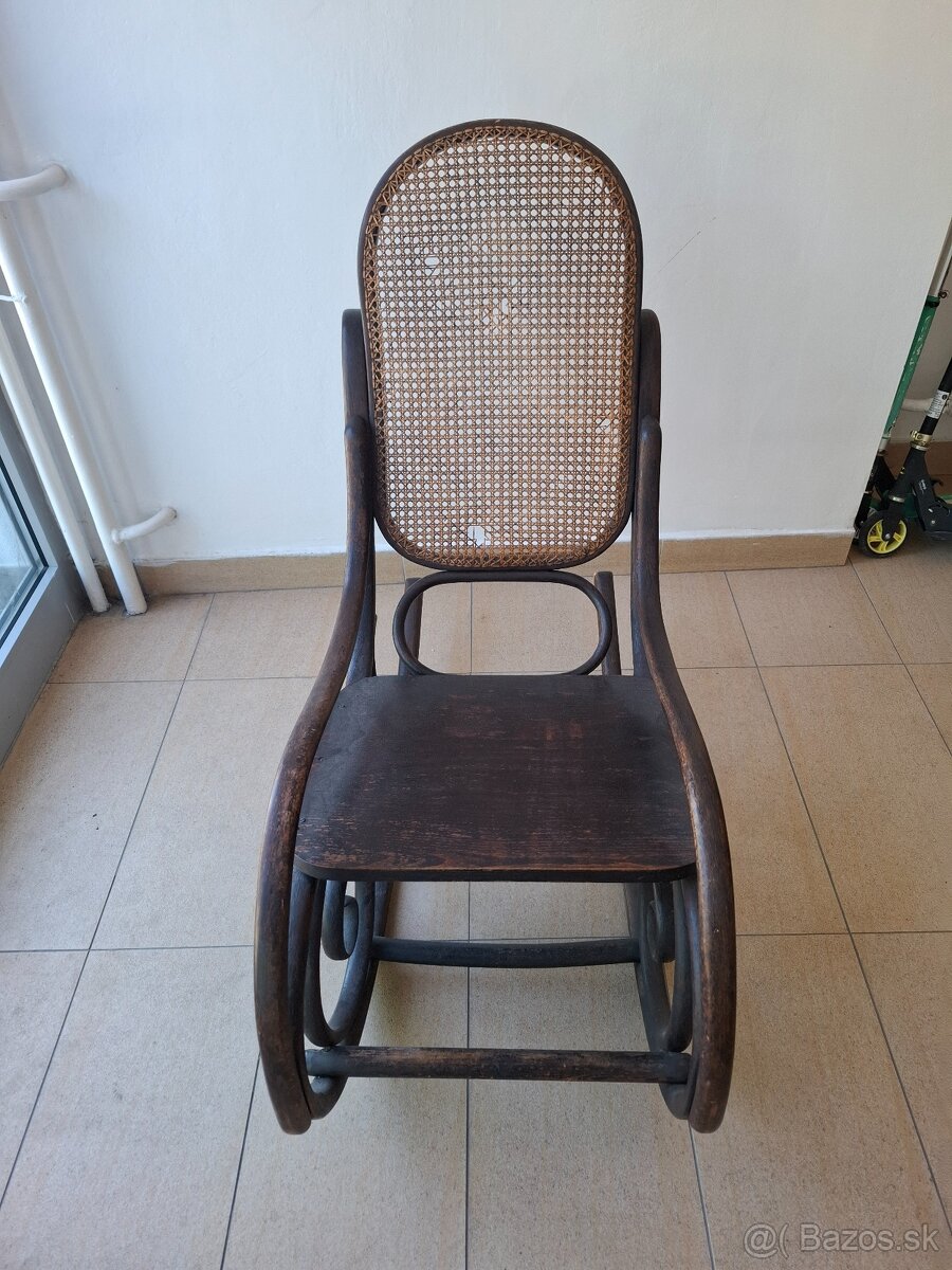 hojdacie kreslo Thonet - 2