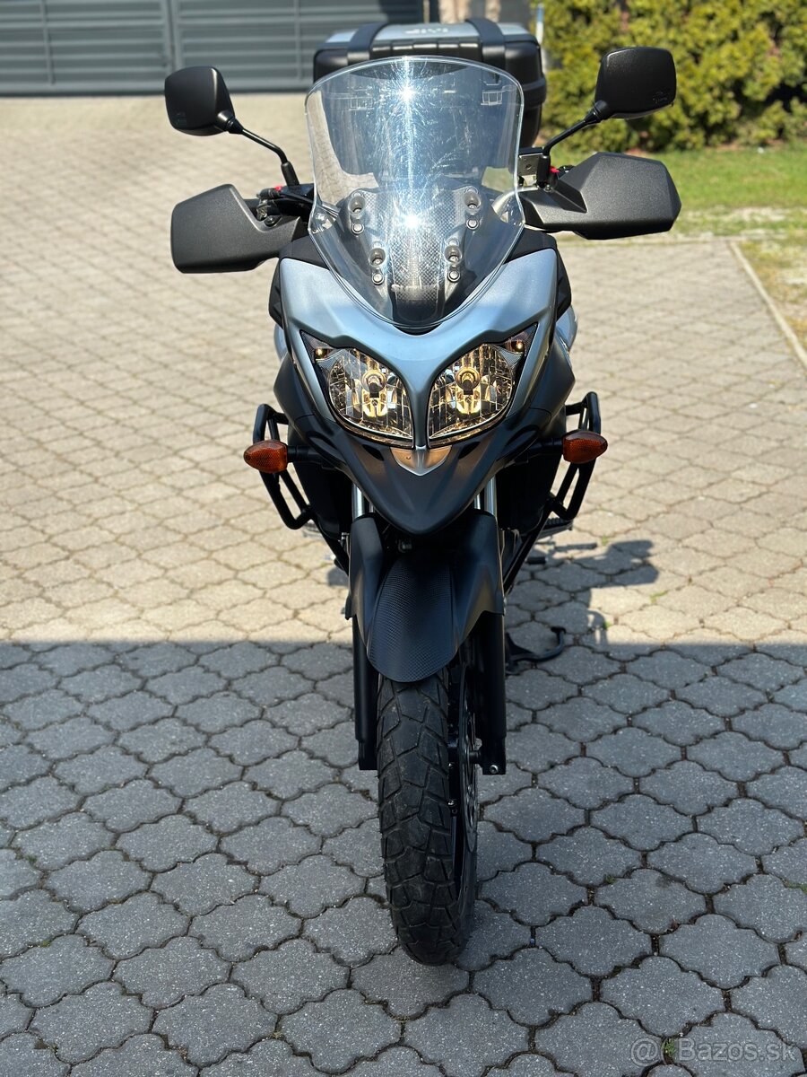 Suzuki DL650XA V-Strom - 2