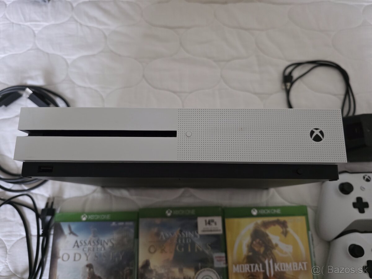 Xbox One S 2x ovladač, 3 hry, dockovacia stanica s nabijanim - 2