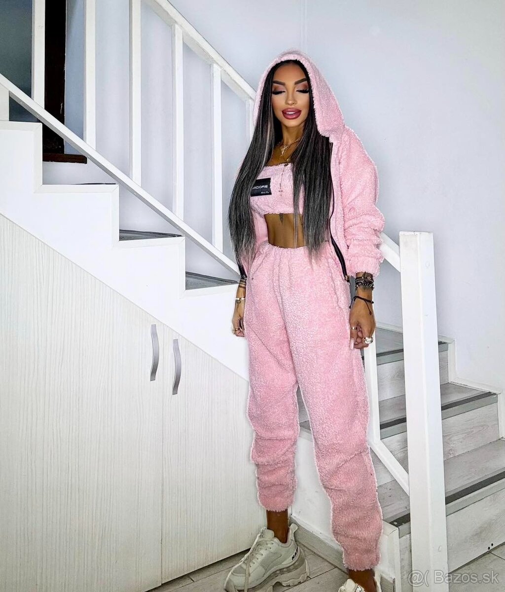 Moderna damska TEDDY plysova suprava v ruzovej farbe NOVA - 2